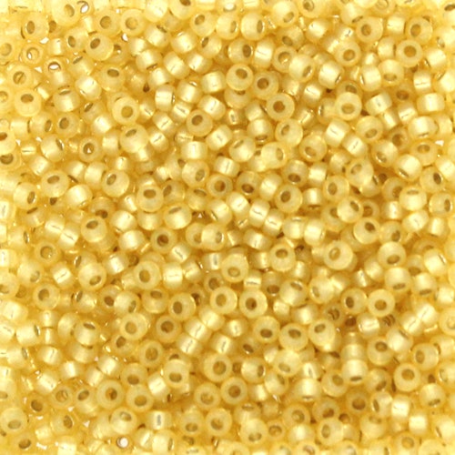 Duracoat Semi-matte Silverlined Dyed Vinho Verde 15-4235 Miyuki Seedbeads 15/0 5g