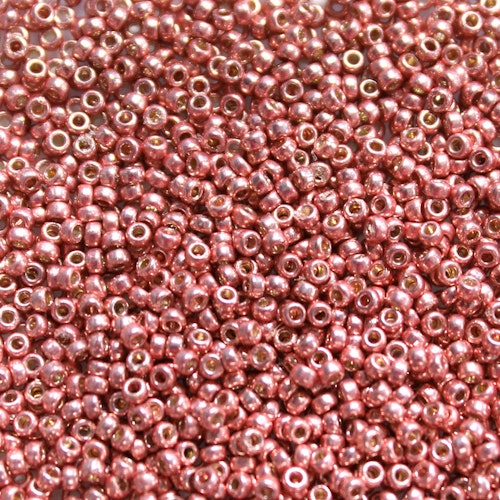 Duracoat Galvanized Dark Coral 15-4209 Miyuki Seedbeads 15/0 5g