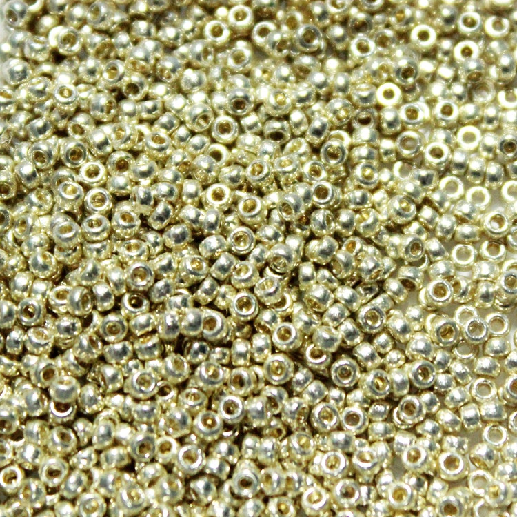 Duracoat Galvanized Silver 15-4201 Miyuki Seedbeads 15/0 5g