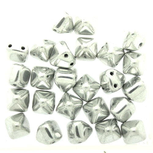 Crystal Labrador Full Pyramid Beads 6x6mm 25st