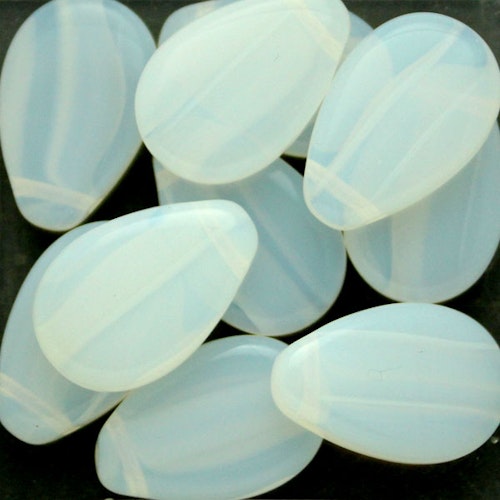 White Opal Pear Drop 18x12mm 10st