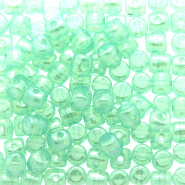 Green Aqua Opal Luster Minos 5g