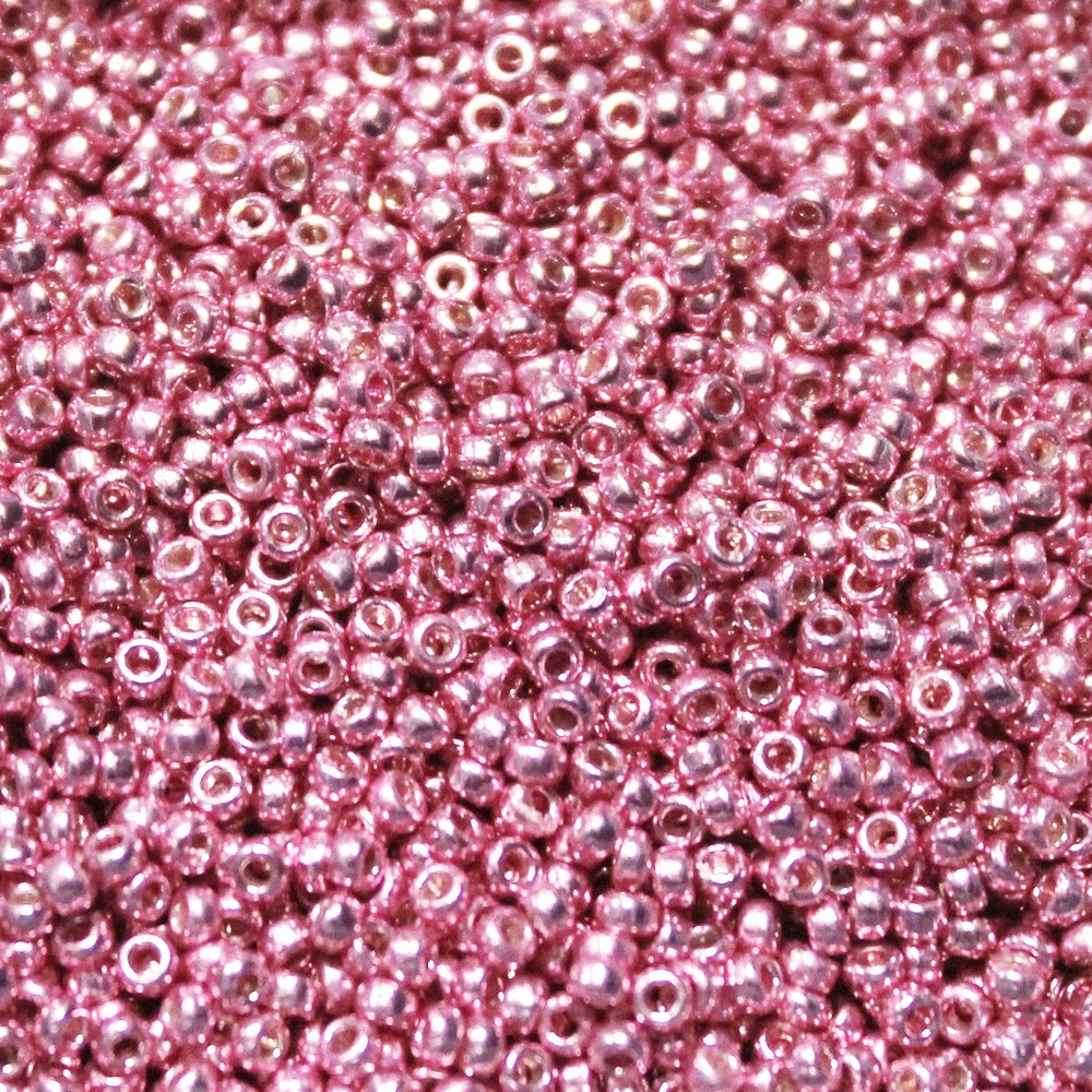 Duracoat Galvanized Hot Pink 15-4210 Miyuki 15/0 5g