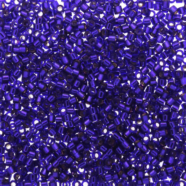 Dyed Silverlined Dark Violet DB-0610 Delicas 11/0 5g