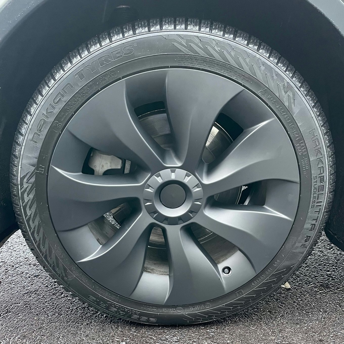 Pölykapselit - Überturbine 19" - mattamusta - Tesla Model Y