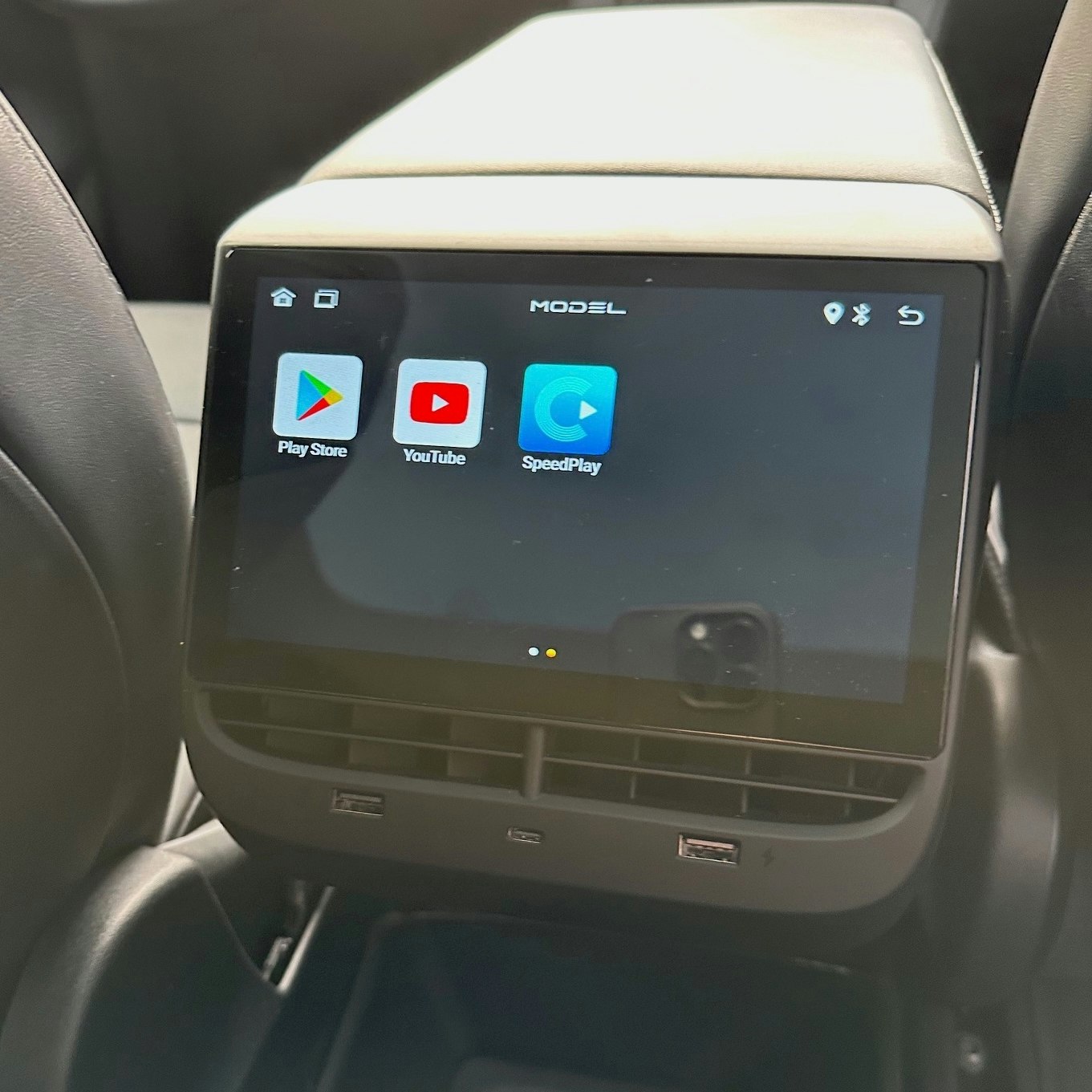 Takaistuimen näyttö, 7 tuumaa - Tesla Model 3 2021/Y
