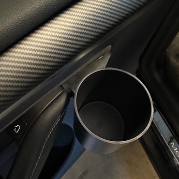 Muki/pulloteline oviin - Tesla Model Y