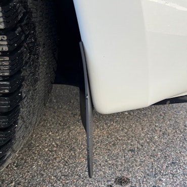 Roiskeläpät, pehmeät - Tesla Model 3 Highland