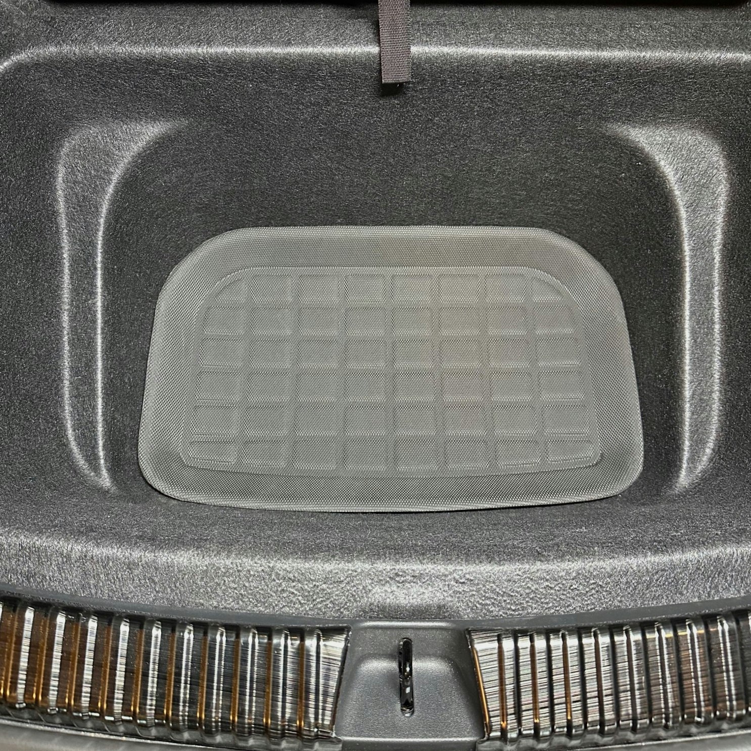 Tavaratilan matto XPE - ruudullinen - Tesla Model Y