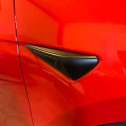 Paneelit sivuvilkkuihin - mattamusta - Tesla Model S/3/X/Y