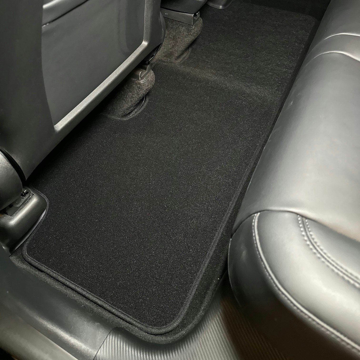 Knagasmatot- Tesla Model Y