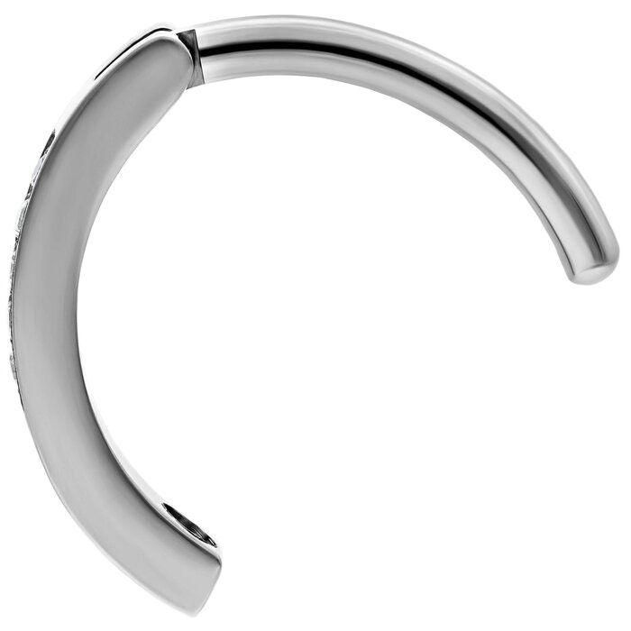 Clickerring med vit strass på framsidan Titan 1,6 mm