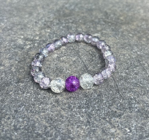 Lila/klar armband med krackelerade glaspärlor