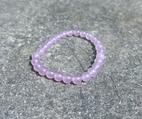 Ljuslila Malaysia Jade armband