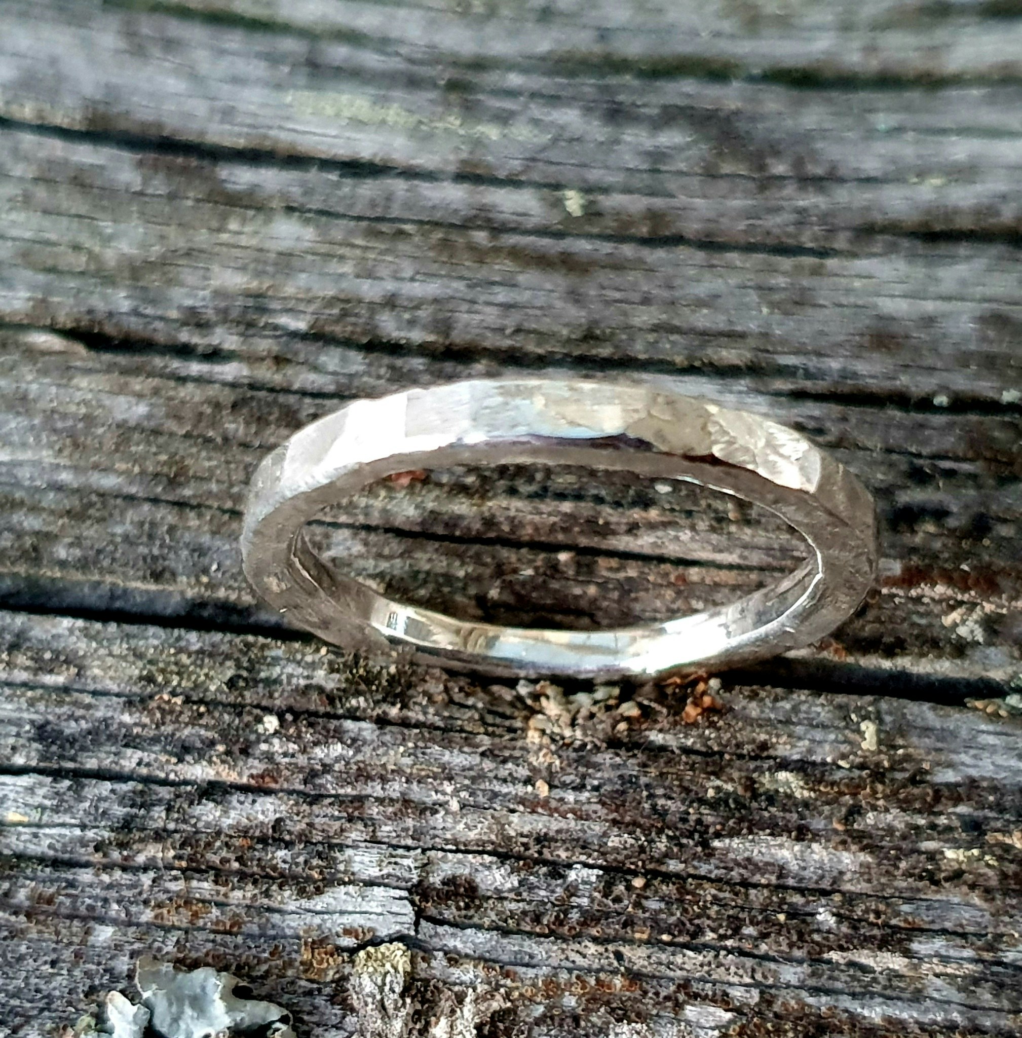 Hamrad ring