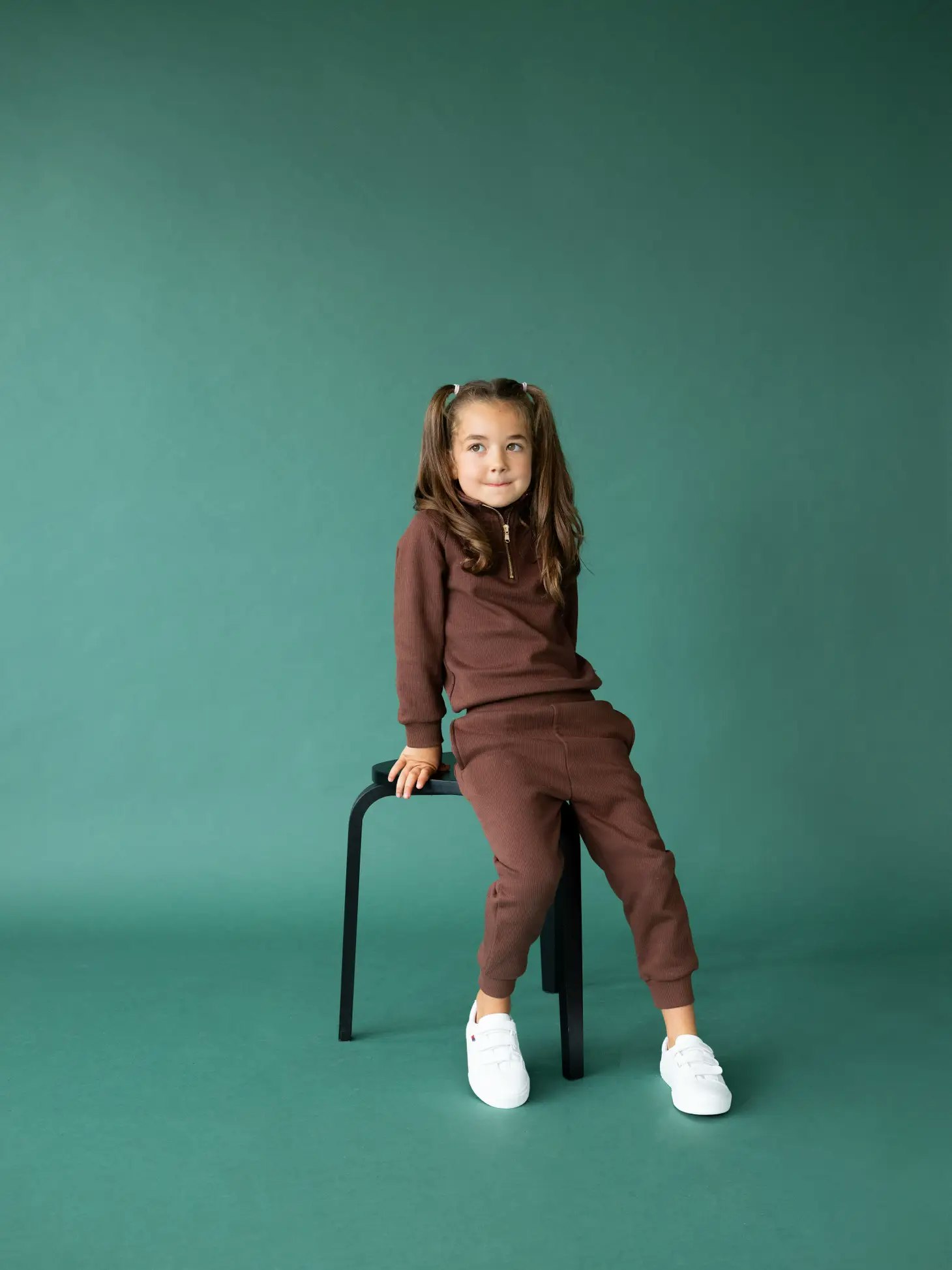 Tracksuit, Barn, Walnut