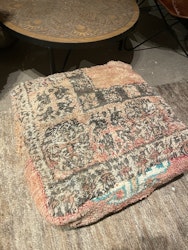 Kelim puff 60x60