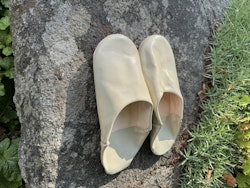 Tofflor Babouche skinn beige