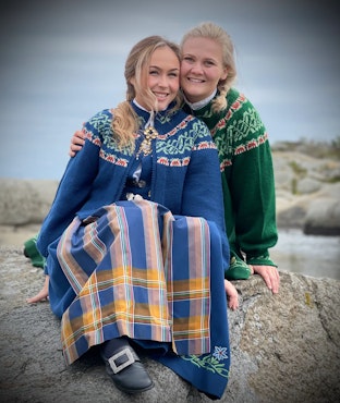Garnpakke jakke Lisa tilpasset Nordlandsbunaden inkl. mønster