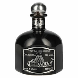 La Cofradia Tequila Añejo 100% de Agave Single Barrel 38% Vol. 0,7l