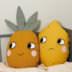 Roommate- Lemon Cushion/ kudde