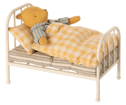 Maileg- Vintage bed, Teddy junior/ tillbehör