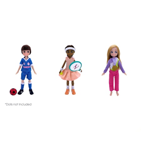 Lottie- Branksea Sports Club Multipack 3 Outfits/ docktillbehör
