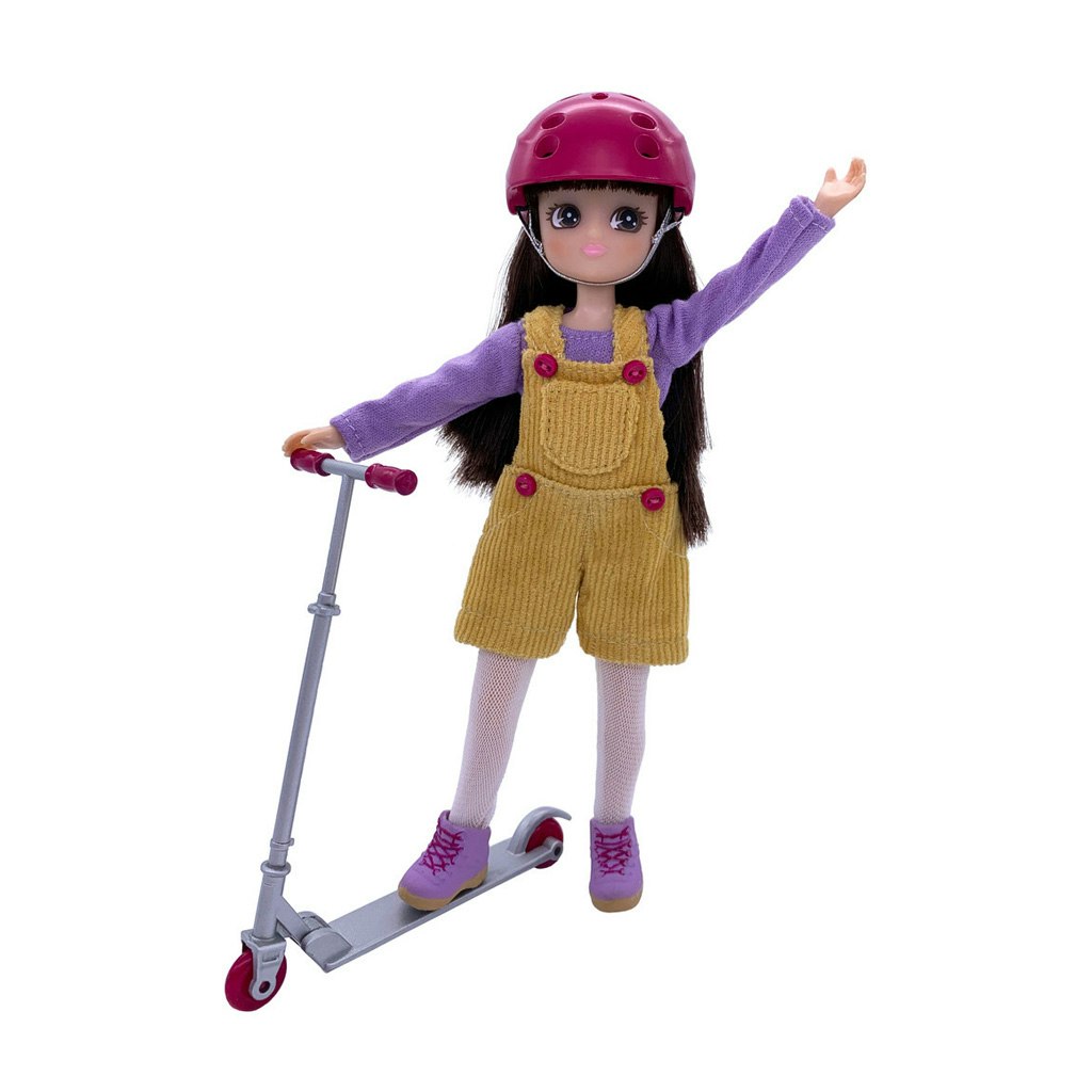 Lottie- Scooter Girl Doll/ docka