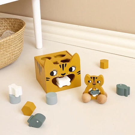 Roommate- Rattle on Wheel - Tiger