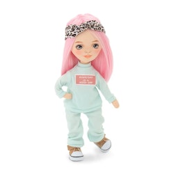 Orange Toys- Billie in a Mint Tracksuit/ docka