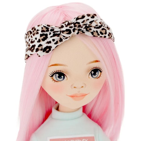 Orange Toys- Billie in a Mint Tracksuit/ docka