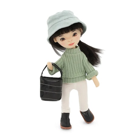 Orange Toys- Lilu in a Green Sweater/ docka..
