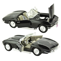 Robertoy- CAR CORVETTE (1967) 1:24 17cm