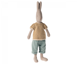 Maileg- Rabbit/ kanin size 3, Classic - stickad tröja och fina byxor SS24