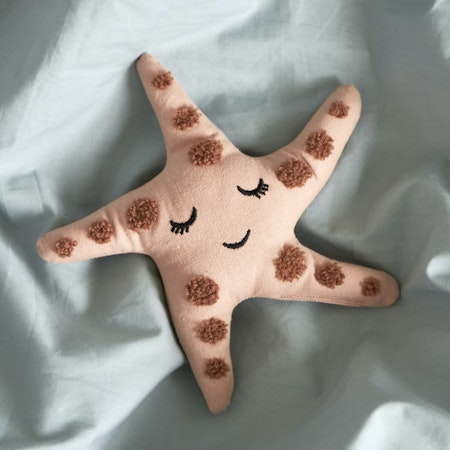 Roommate- STAR FISH RATTLE/ skallra