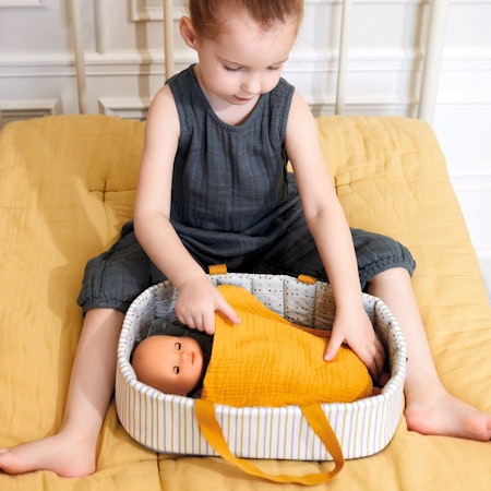 Djeco- Pomea Doll Bassinet Blue Lines/ docktillbehör