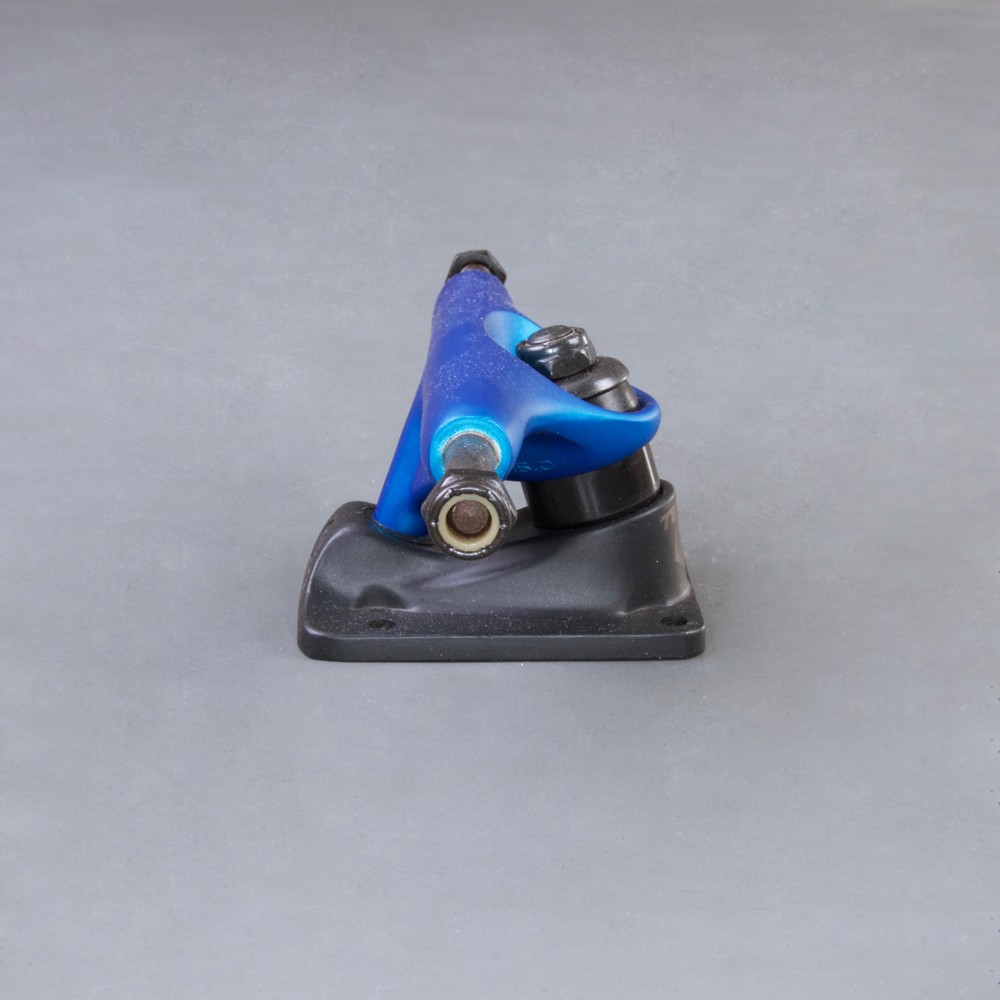 Tensor - Magnesium Blue/Black - 5.0 skateboard truckar