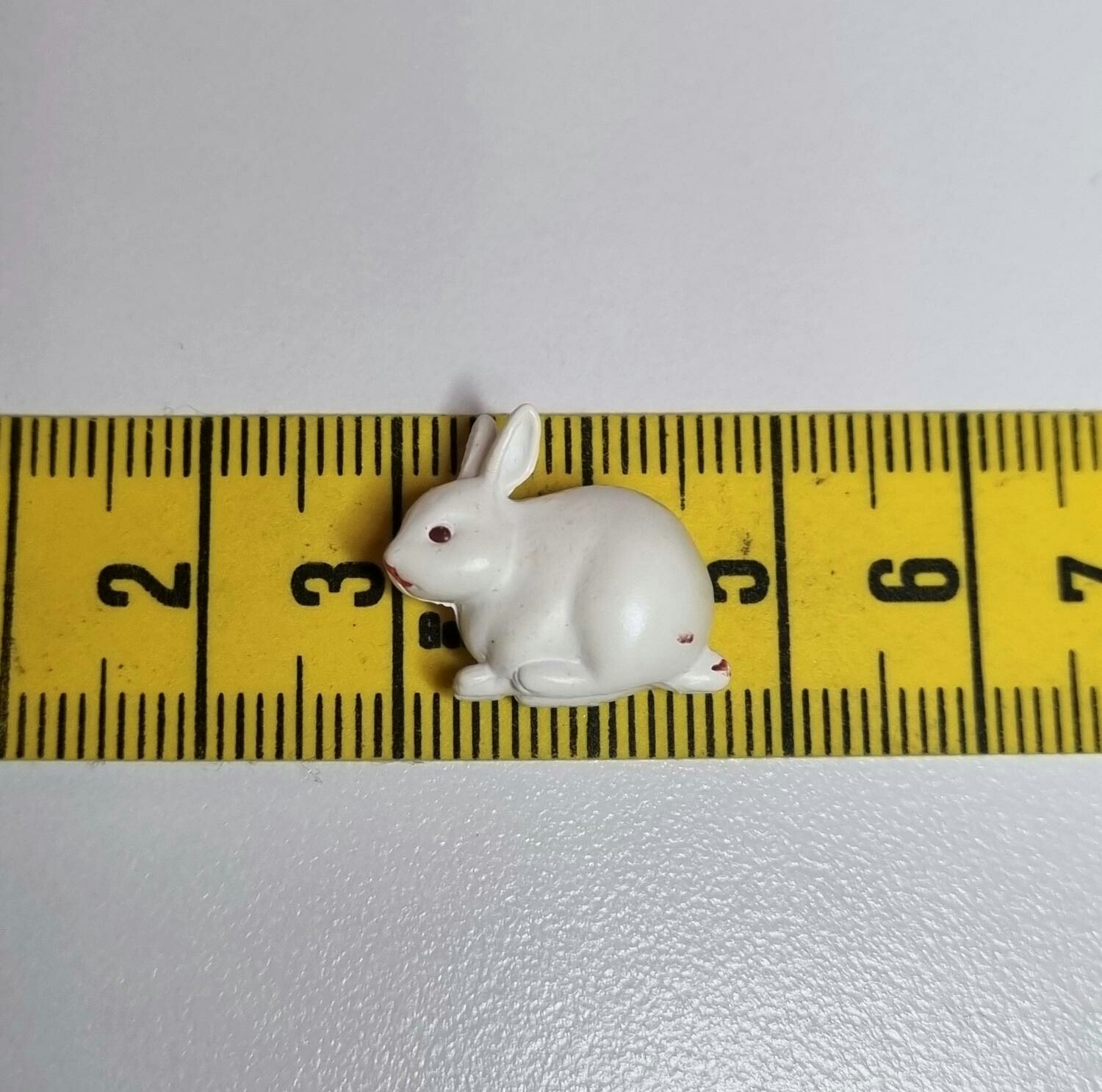 Kylskåpsmagnet Kanin, miniatyr, minidjur med magnet