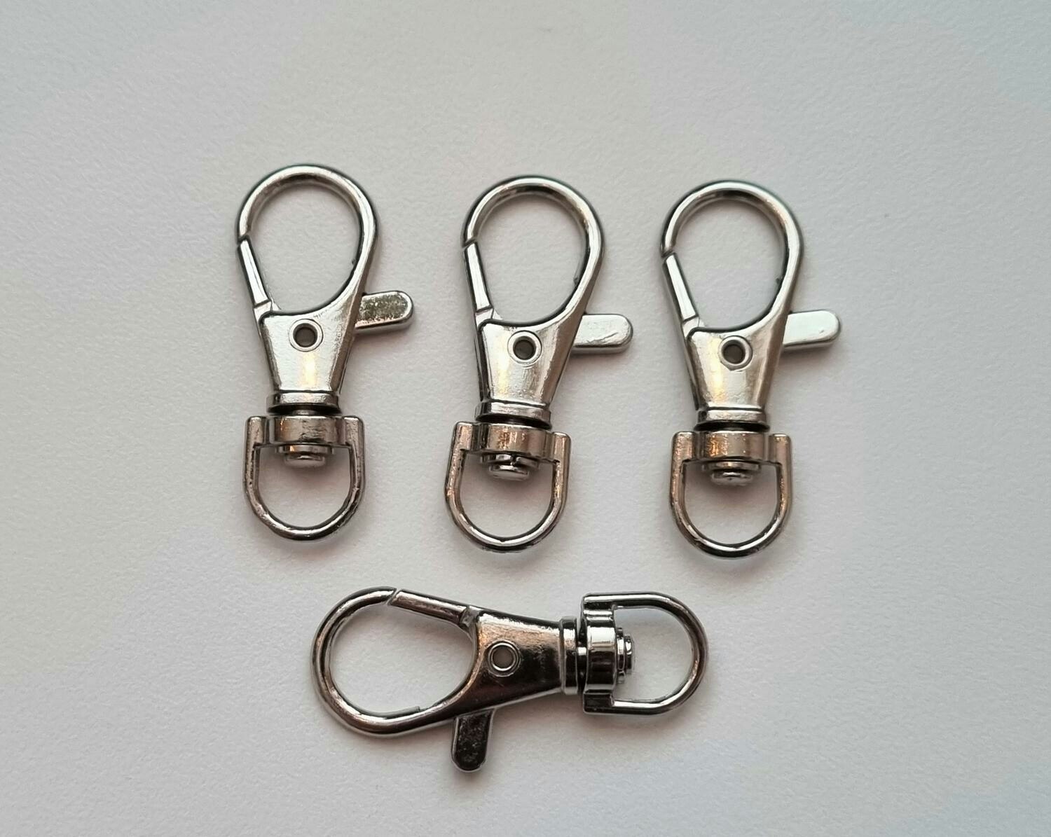 4 st stora Karbinhakar lobsterlås (silverfärgade)