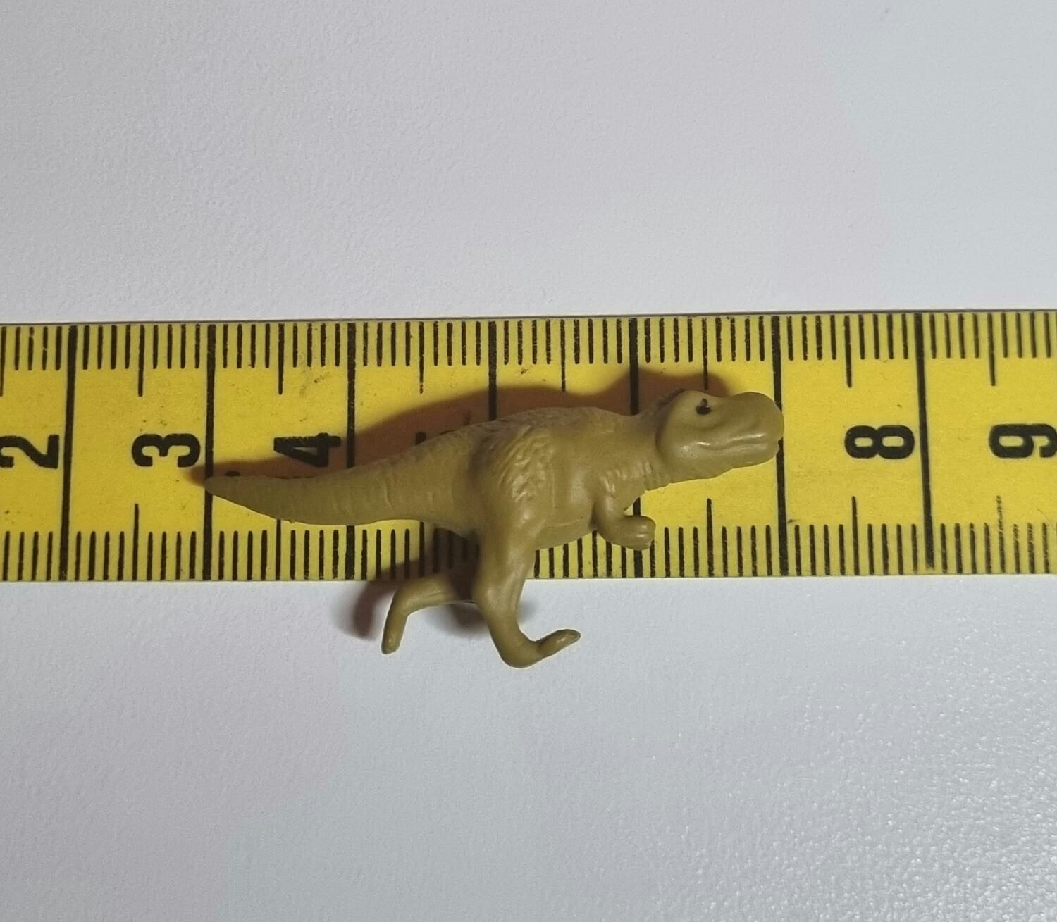 Kylskåpsmagnet Dinosaurie, miniatyr, minidjur med magnet
