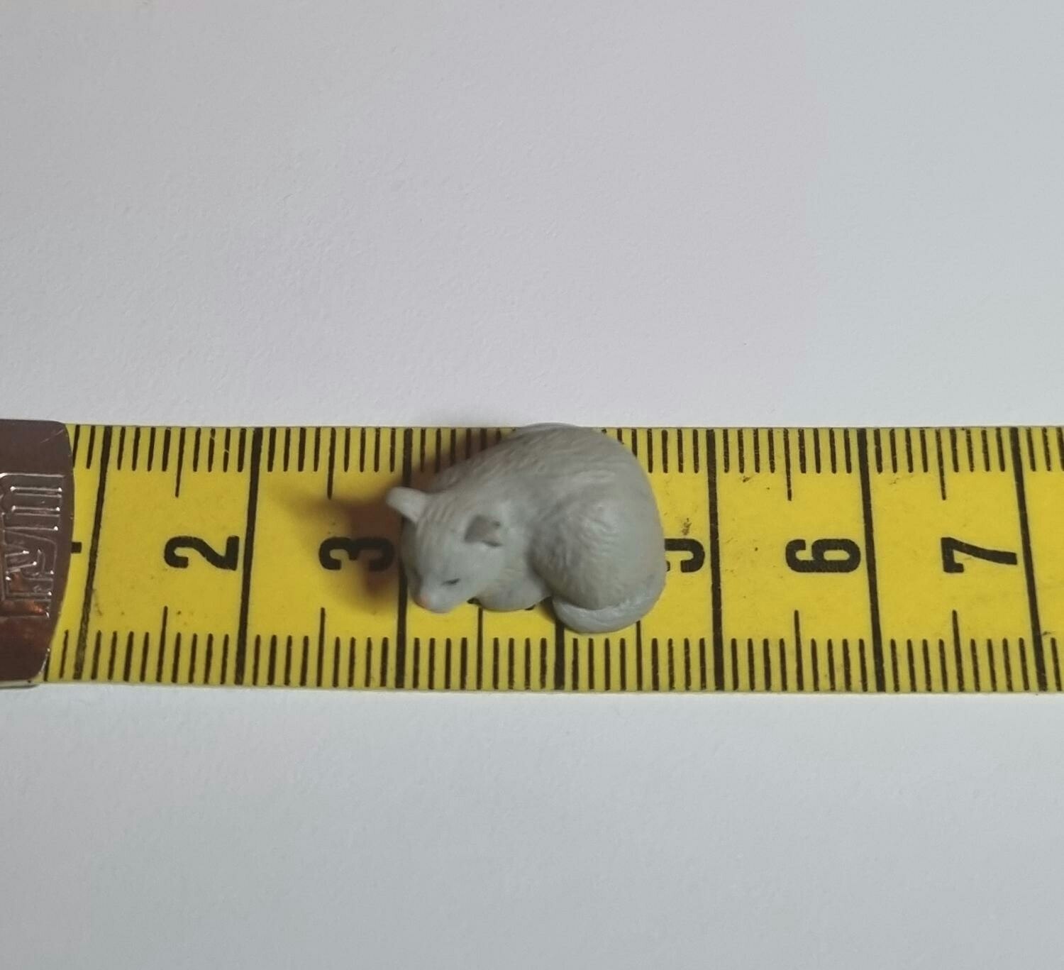 Kylskåpsmagnet Katt, miniatyr, minidjur med magnet
