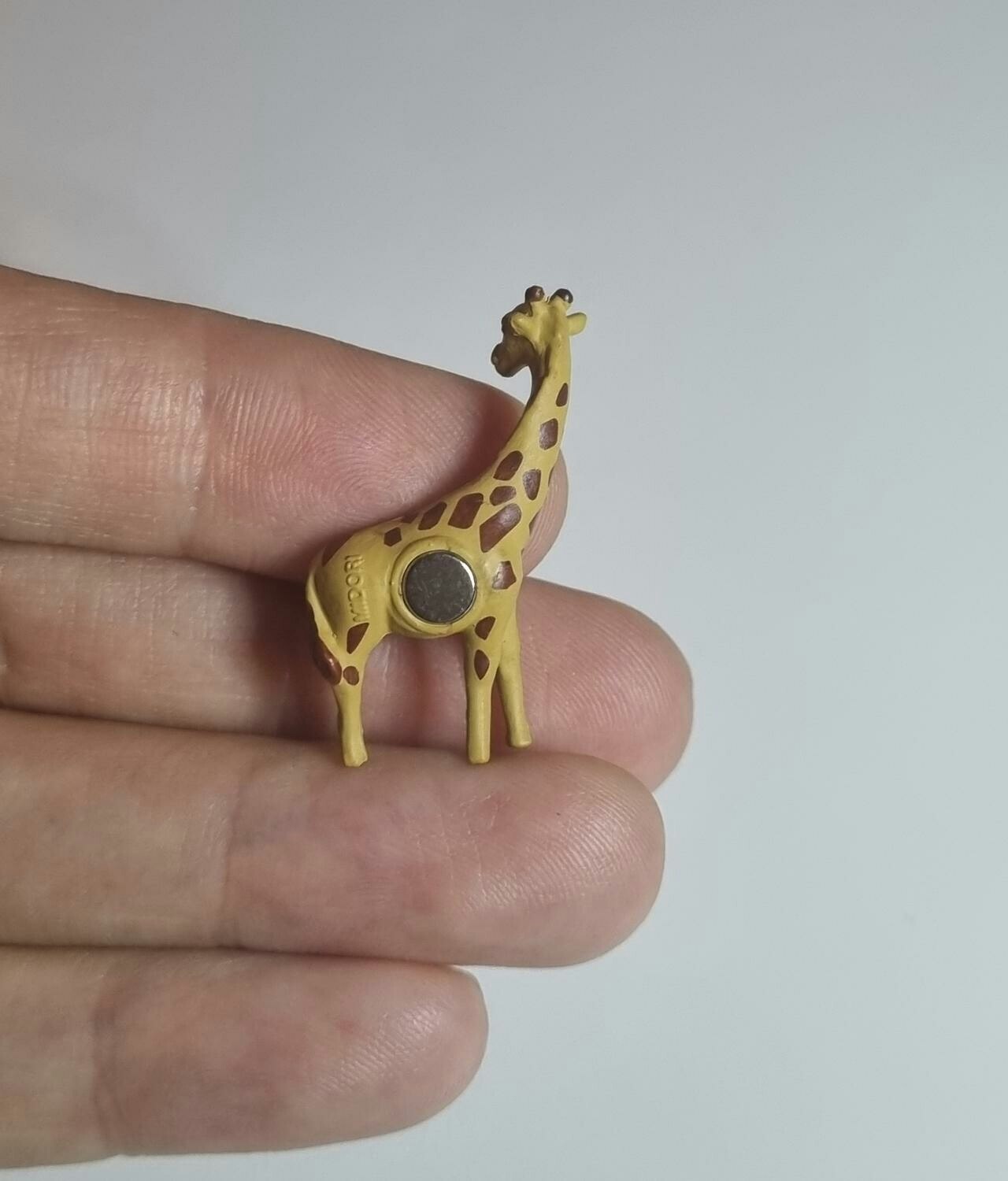 Kylskåpsmagnet Giraff, miniatyr, minidjur med magnet