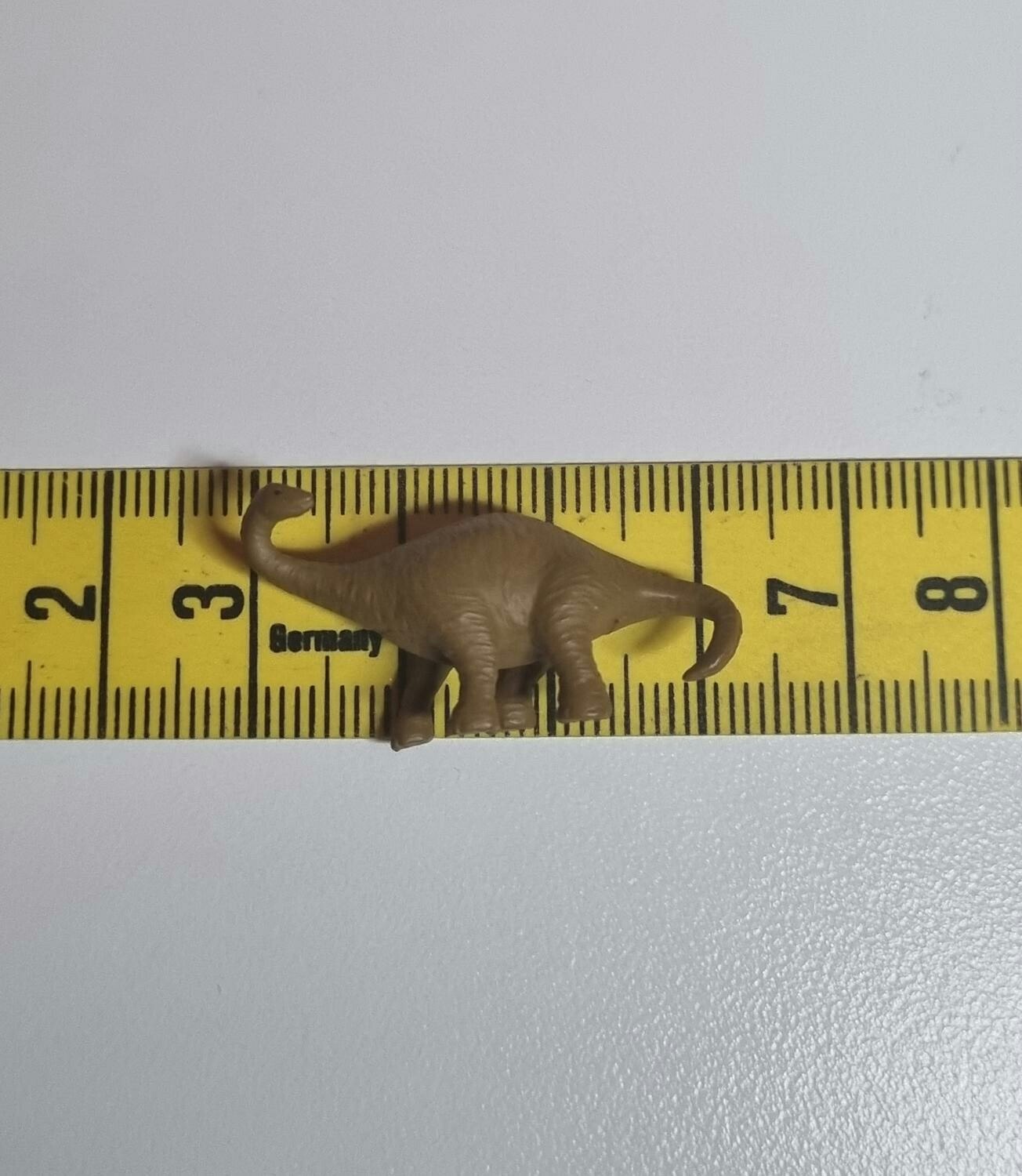 Kylskåpsmagnet Dinosaurie, miniatyr, minidjur med magnet
