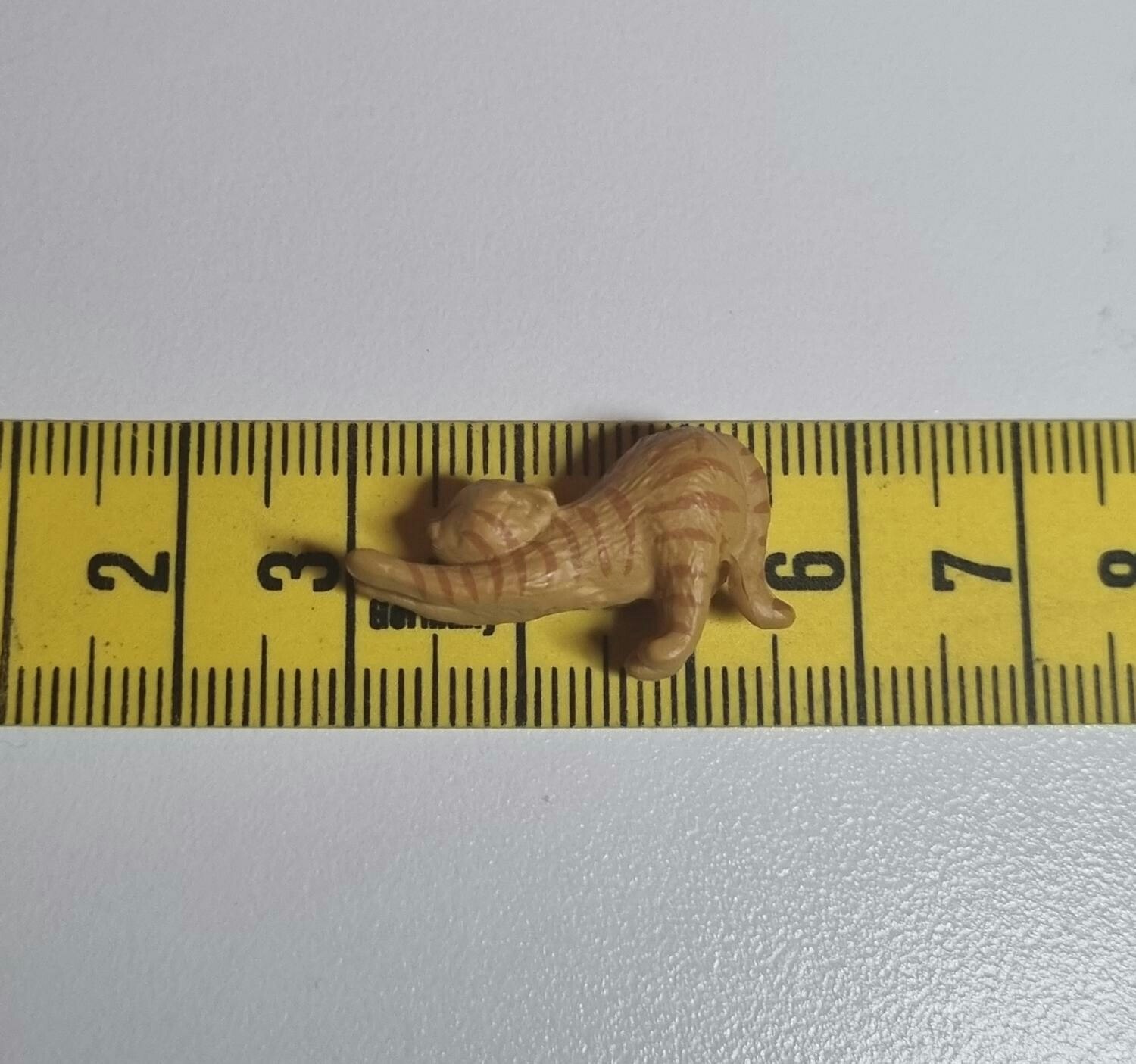 Kylskåpsmagnet Katt, miniatyr, minidjur med magnet