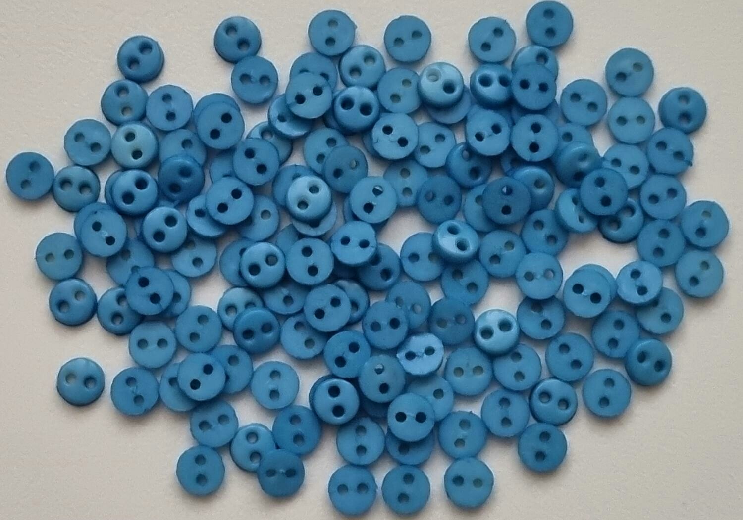 30 st blå knappar / dockknappar miniatyrer (4 mm)