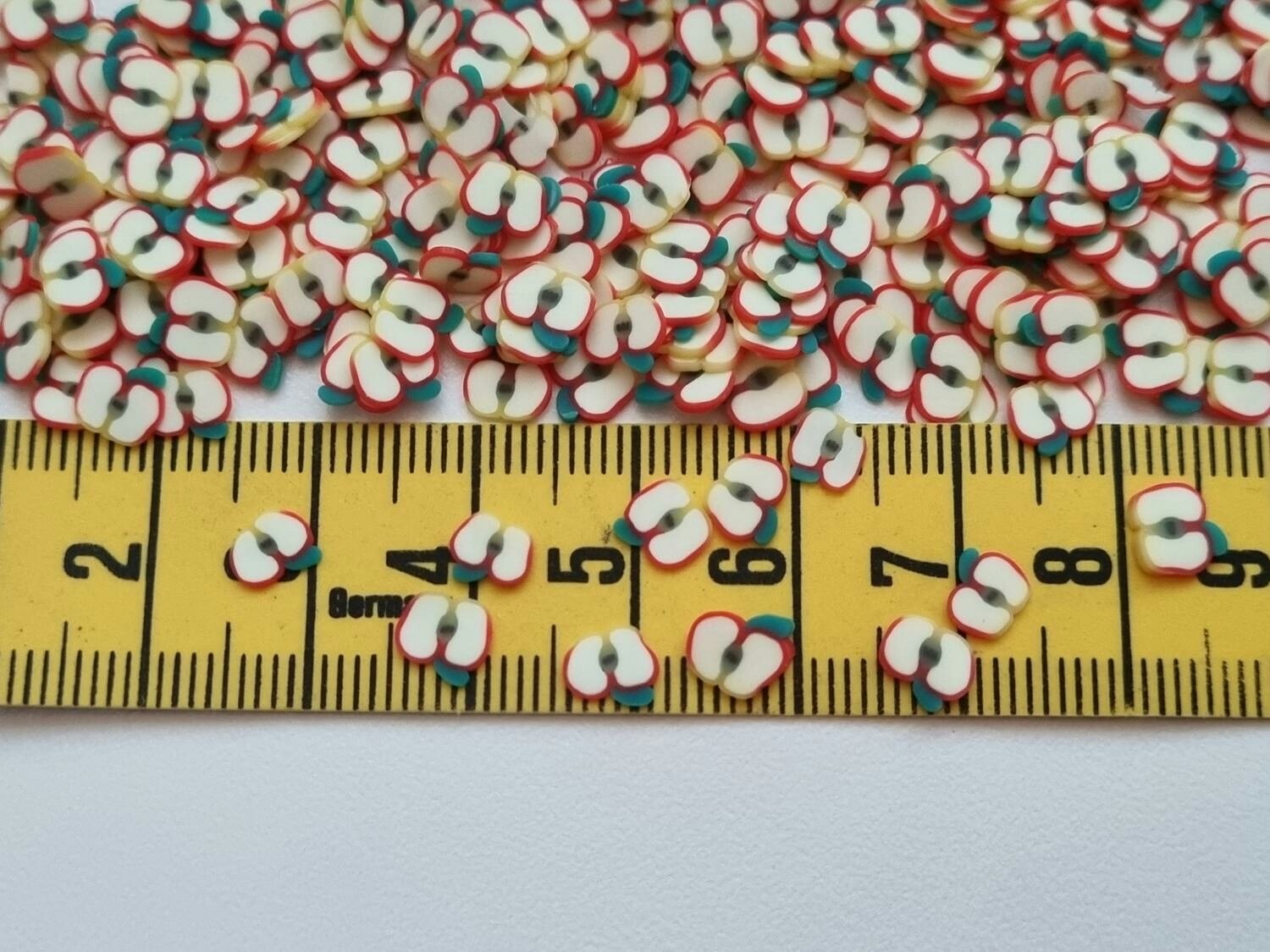 1000 st små frukter (Äpple) av mjuk lera, polymerlera för scrapbooking