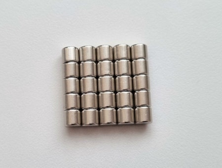 25 st Neodymium magneter (5x5 mm) runda magneter