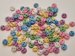 30 st knappar / dockknappar (4 mm, hål ca 1 mm) i blandade fina färger