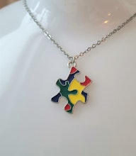 Halsband med pusselbit, autism / medvetenhet