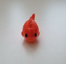 1 st fisk miniatyr minifisk (3,2 x 1,4 cm)